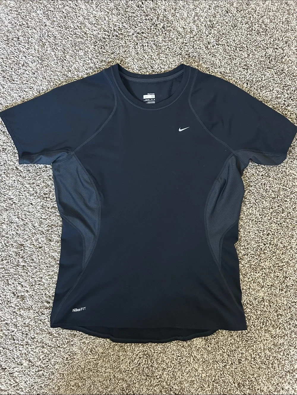 Vintage Nike FIT DRY Short Sleeve Athletic Tee | Black | Size M